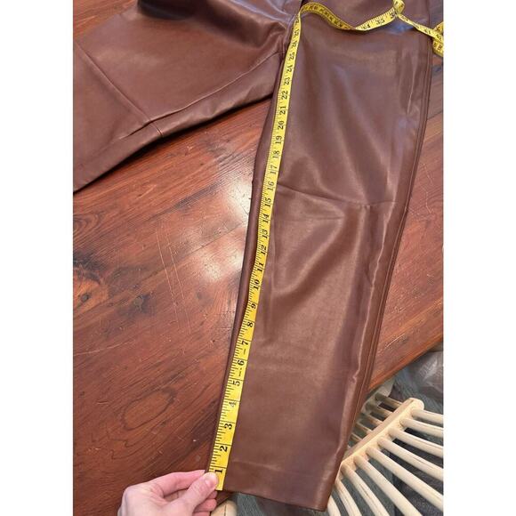 Aritzia Wilfred Oracle Faux Leather Balloon Pants Size 6 Brown EUC - Picture 4 of 16